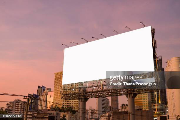billboard blank for outdoor advertising poster on the highway - commercial sign stockfoto's en -beelden