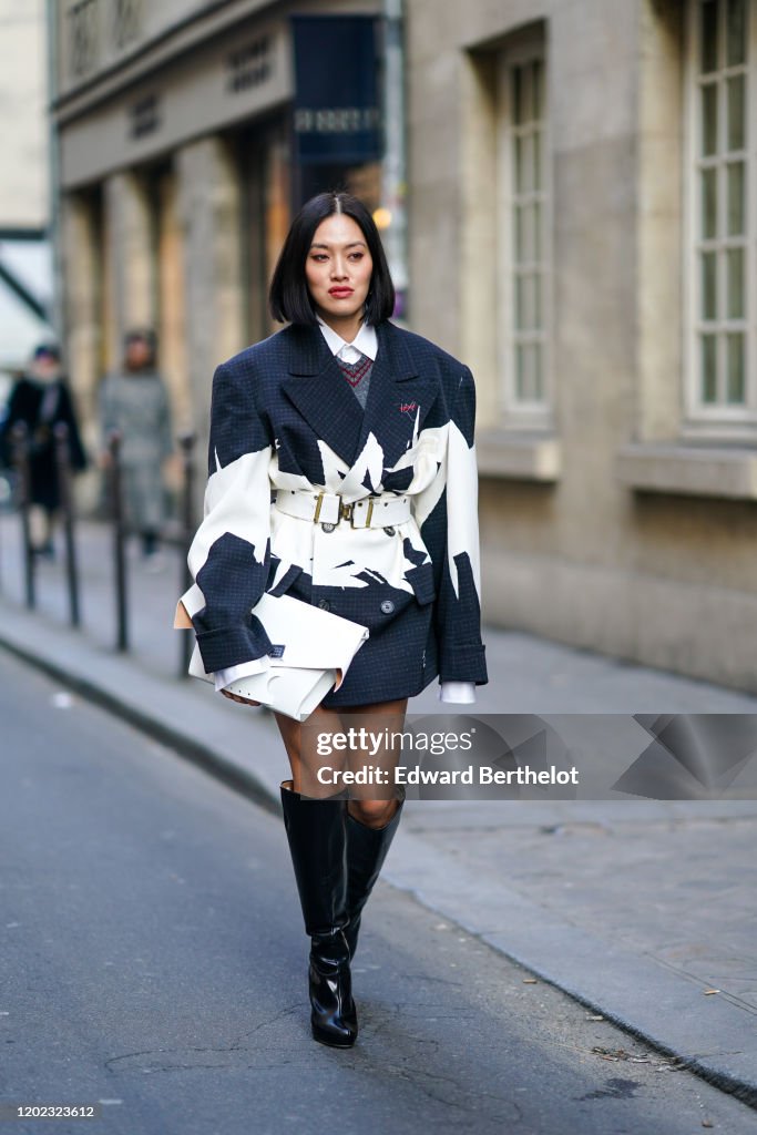 Street Style - Paris Fashion Week - Haute Couture Spring/Summer 2020 : Day Tree