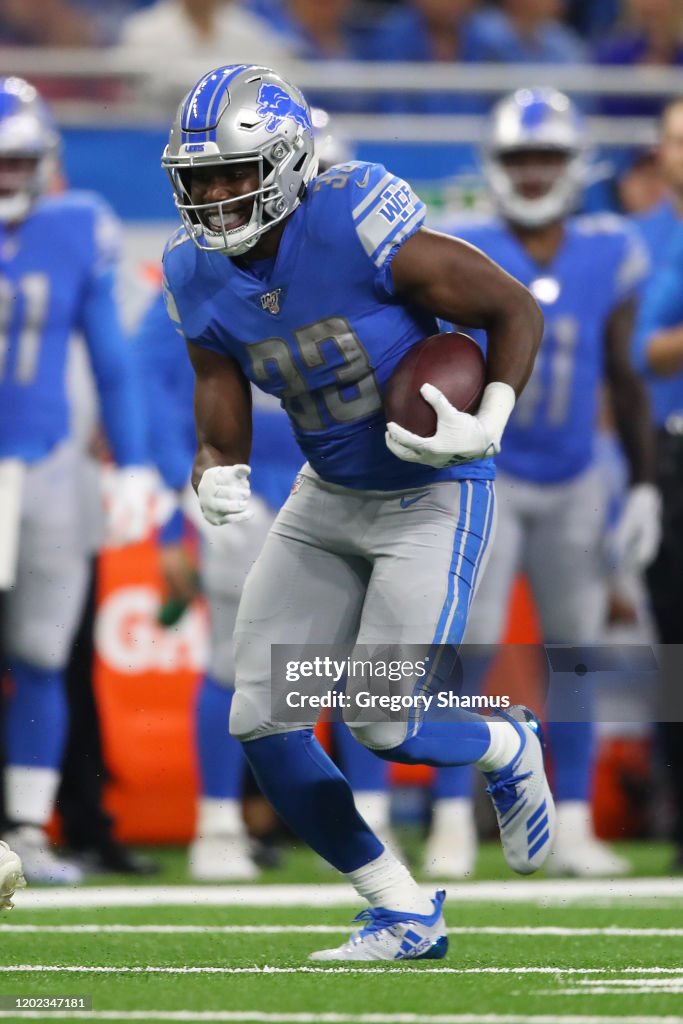 Los Angeles Chargers v Detroit Lions