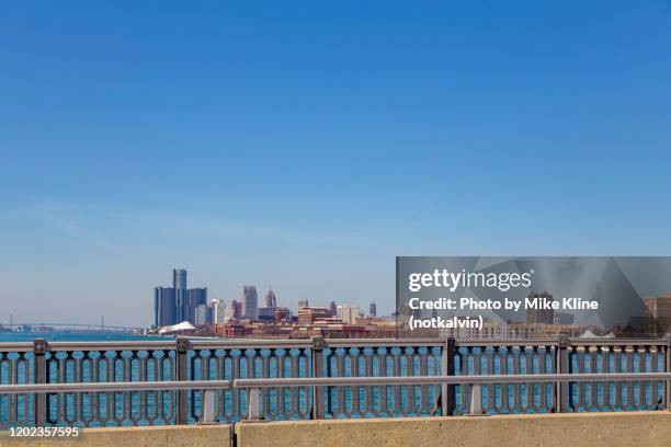 detroit, michigan from the macarthur (belle isle) bridge. - belle isle bridge detroit stock pictures, royalty-free photos & images