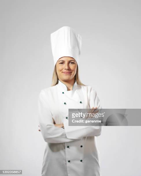 retrato de chef feminino - chapéu de cozinheiro - fotografias e filmes do acervo