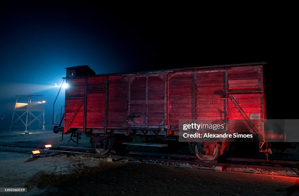 Auschwitz Memorial Commemorates 75th Anniversary Since Liberation