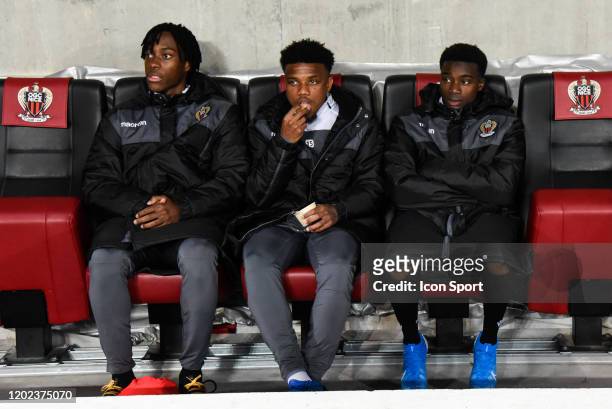 The bench of Nice, Arnaud LUSAMBA, Patrick BURNER, Moussa WAGUE and Riza DURMISI Alexis CLAUDE-MAURICE of Nice during the Ligue 1 match between OGC...