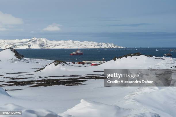 32 Anchorage Island (Antarctica) Stock Photos, High-Res Pictures, and ...