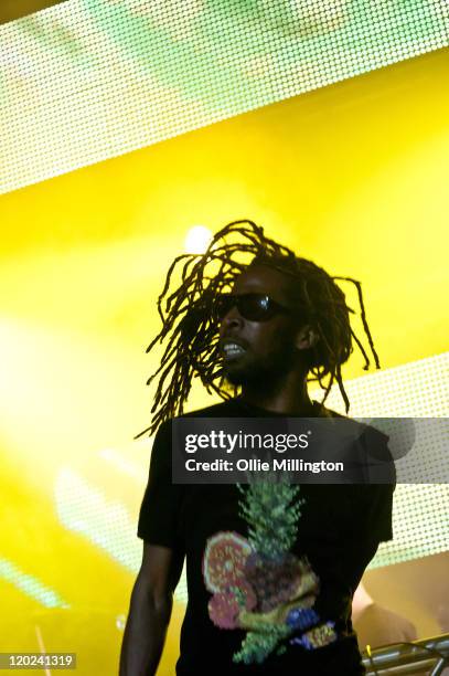 Jammer Rapper 82 Jammer Rapper Stock Photos, High-Res Pictures, and Images - Getty Images