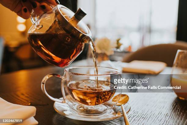 cup of tea - morning tea stockfoto's en -beelden
