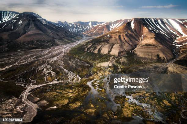 sassen-bünsow land national park - spitsbergen stock pictures, royalty-free photos & images