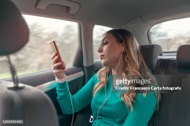 woman on road trip - tempio pausania fotografías e imágenes de stock