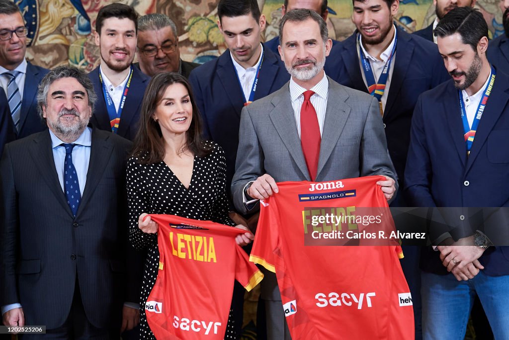 Spanish Royals  Receive National Handball Men's Team