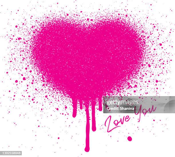 ilustrações de stock, clip art, desenhos animados e ícones de graffiti style heart image with paint splatters - graffiti