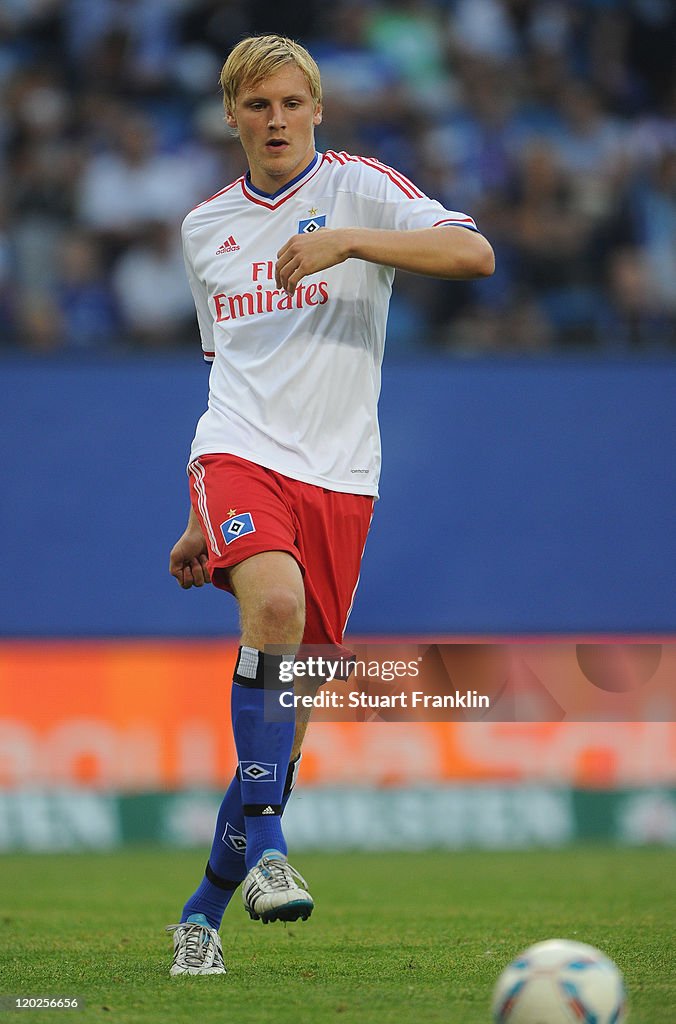Hamburger SV v Valencia - Pre-Season Friendly