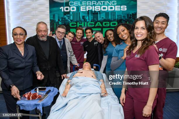 Epatha Merkerson, Dick Wolf, Oliver Platt, Jesse Spencer, Nick Gehlfuss, Dominic Rains, Jason Beghe, Marlyne Barrett, YaYa DaCosta, Torrey DeVitto,...