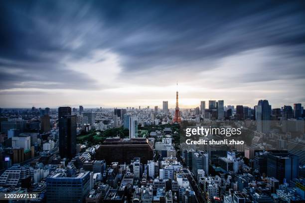 panoramic view of tokyo at sunset - roppongi stock pictures, royalty-free photos & images
