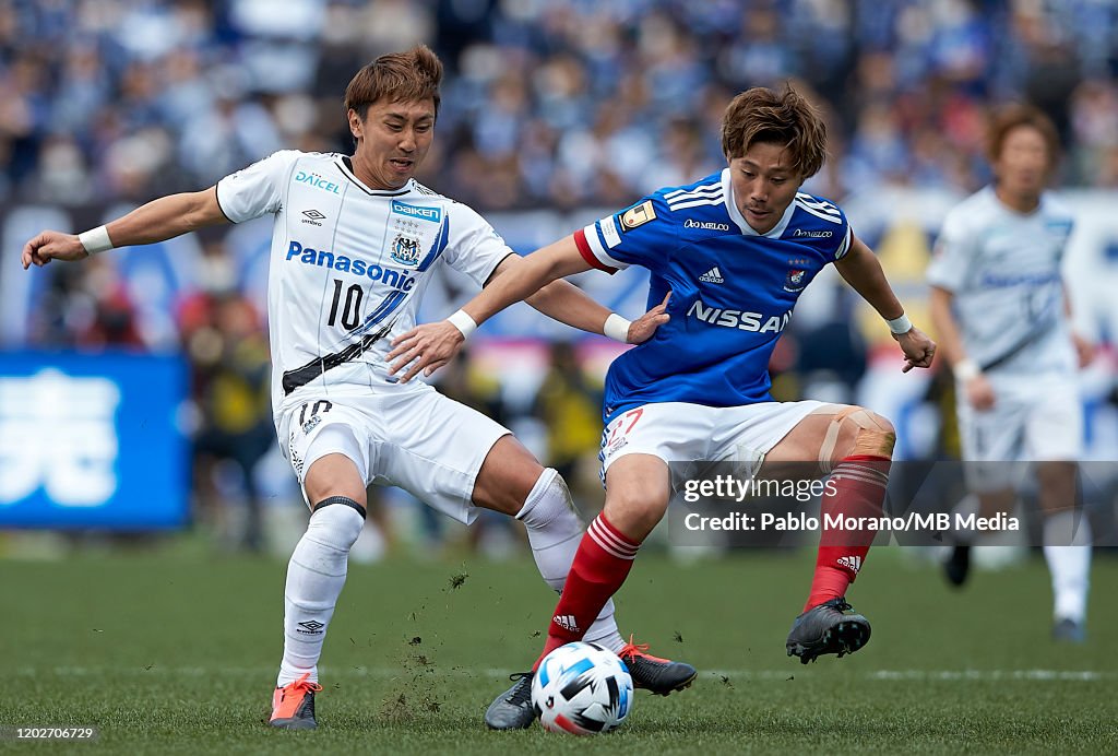 Yokohama F.Marinos v Gamba Osaka - J.League Meiji Yasuda J1