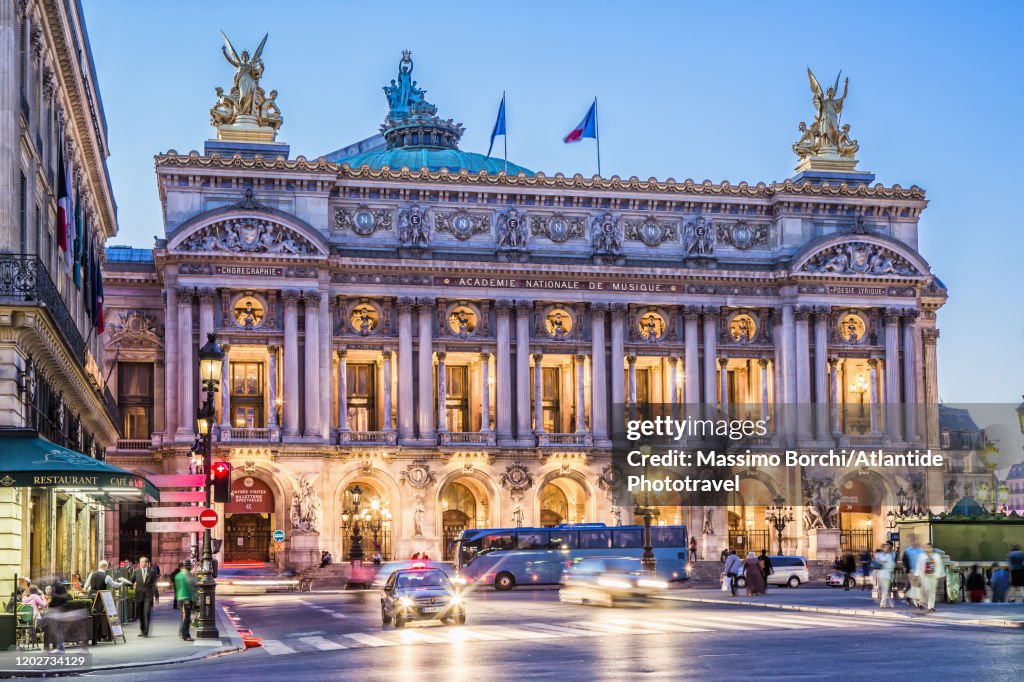 Place (square) de l'Opéra. View of the Opéra National (National Opera) de Paris or Paris Opera or Palais (palace) Garnier