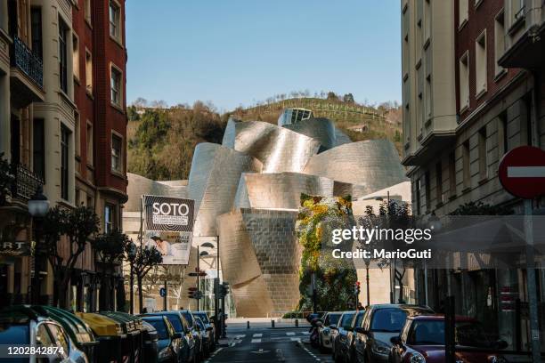 guggenheim museum building in bilbao, spain - frank gehry stock pictures, royalty-free photos & images