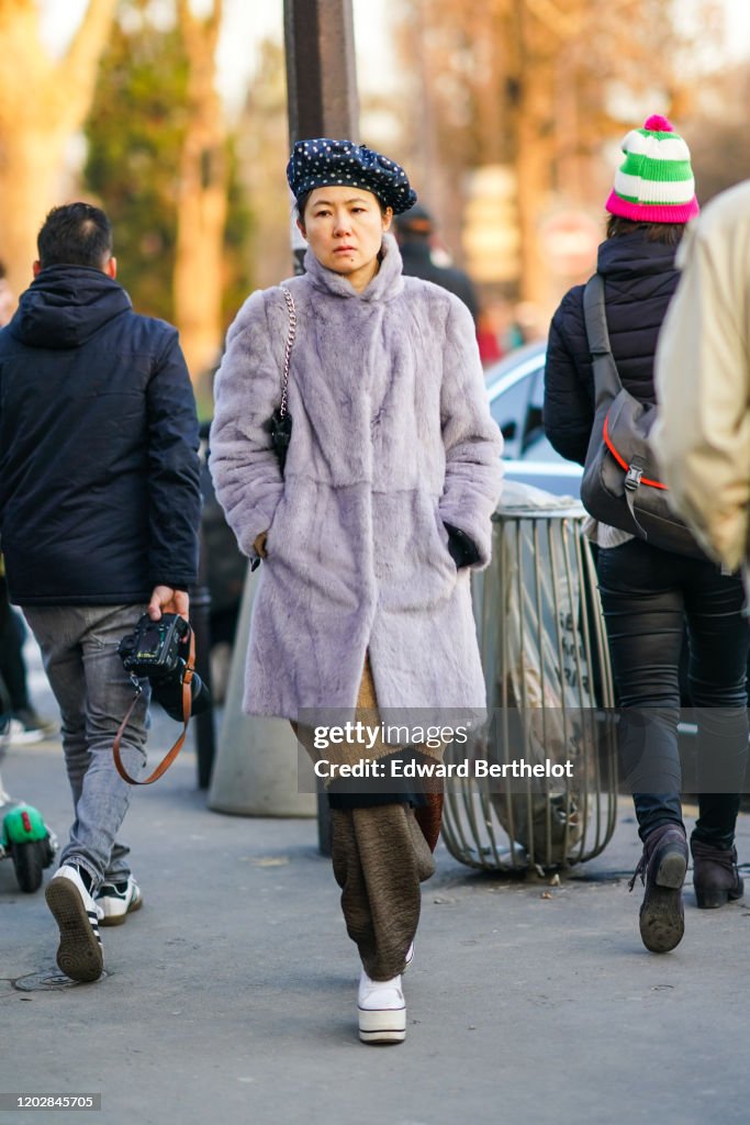 Street Style - Paris Fashion Week - Haute Couture Spring/Summer 2020 : Day Two