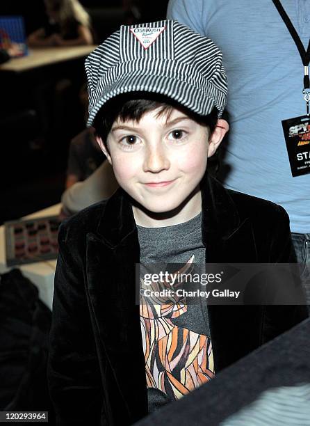 Mason Cook Pool 97 Mason Cook Spy Kids Stock Photos, High-Res Pictures, and Images ...