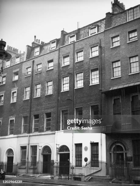 Numbers 22 and 20 Queen Anne's Gate in Westminster, London, 27th May 1936. Number 22 has a blue plaque commemorating Prime Minister and former...