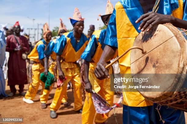 Nigerian Insteuments Traditional Nigerian Dress Photos and Premium High Res Pictures - Getty ...