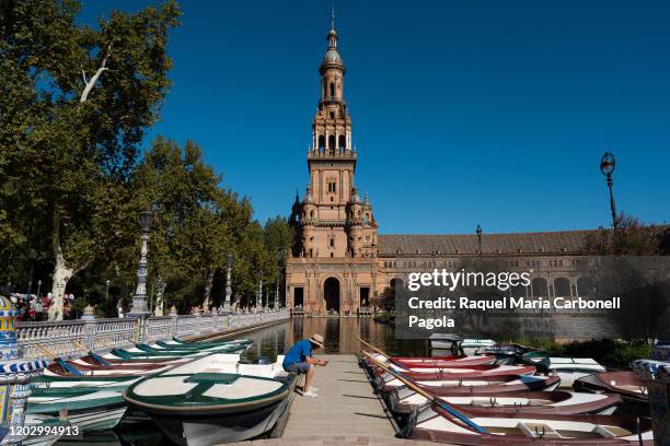 North tower and river in "Plaza de España" square.