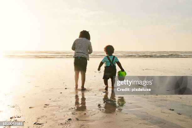 there’s something extra special about that sister bond - siblings baby stock pictures, royalty-free photos & images