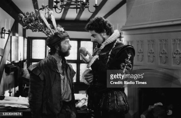 Actors Tony Robinson and Rowan Atkinson in a scene from episode 'Potato' of the BBC television series 'Blackadder II', June 23rd 1985.