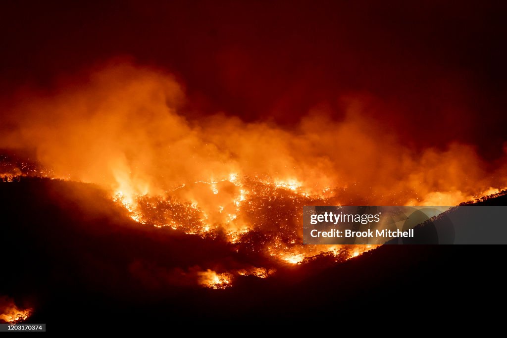 State Of Emergency Declared In ACT As Canberra Braces For Increased Bushfire Threat