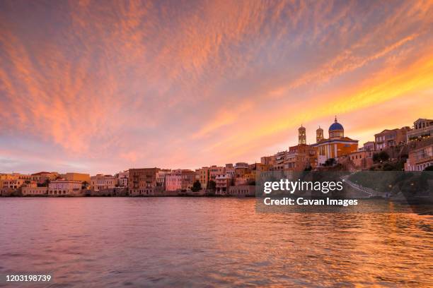 vaporia district of ermoupoli town on syros island. - siros fotografías e imágenes de stock