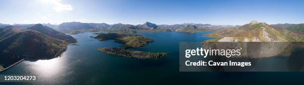 porma reservoir in panoramic view - león province spain stock-fotos und bilder