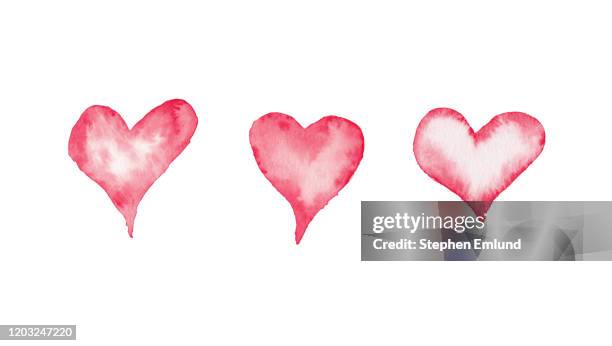 illustrations, cliparts, dessins animés et icônes de trois coeurs rouges de jour de valentine - peinture originale d'aquarelle - 3 coeurs