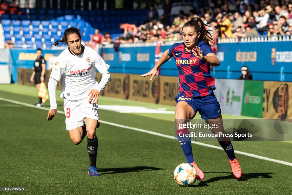 Women: FC Barcelona V Sevilla FC Femenino