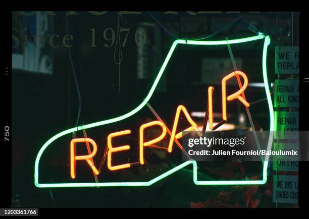 Shoemaker Open Sign 386 Neon Sign Maker Stock Photos, High-Res Pictures, and Images - Getty ...