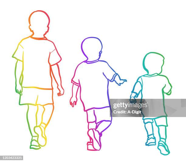 39点の子供 走る 後ろ姿イラスト素材 Getty Images 39点の子供 走る 後ろ姿イラスト素材 Getty Images