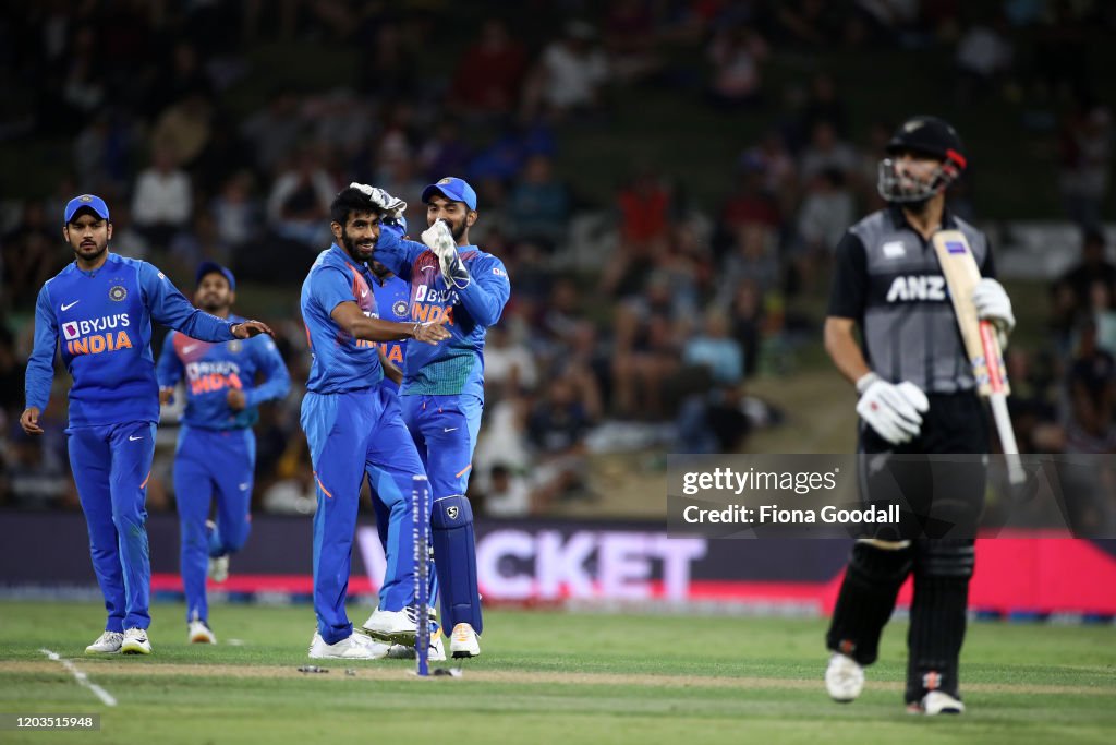 New Zealand v India - T20: Game 5