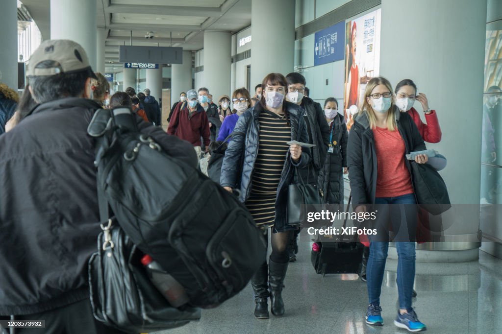 冠狀病毒爆發期間北京機場