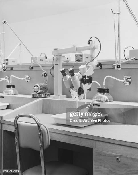 Home Microscope Table Microscope Table Photos and Premium High Res Pictures - Getty Images