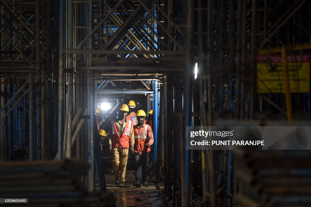 INDIA-TRANSPORT-CONSTRUCTION-METRO