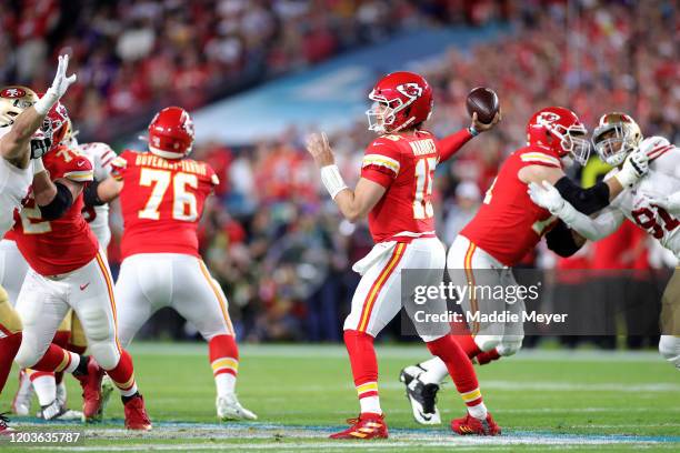 Patrick Mahomes of the Kansas City Chiefs throws a pass against the San Francisco 49ers during the first quarter in Super Bowl LIV at Hard Rock...