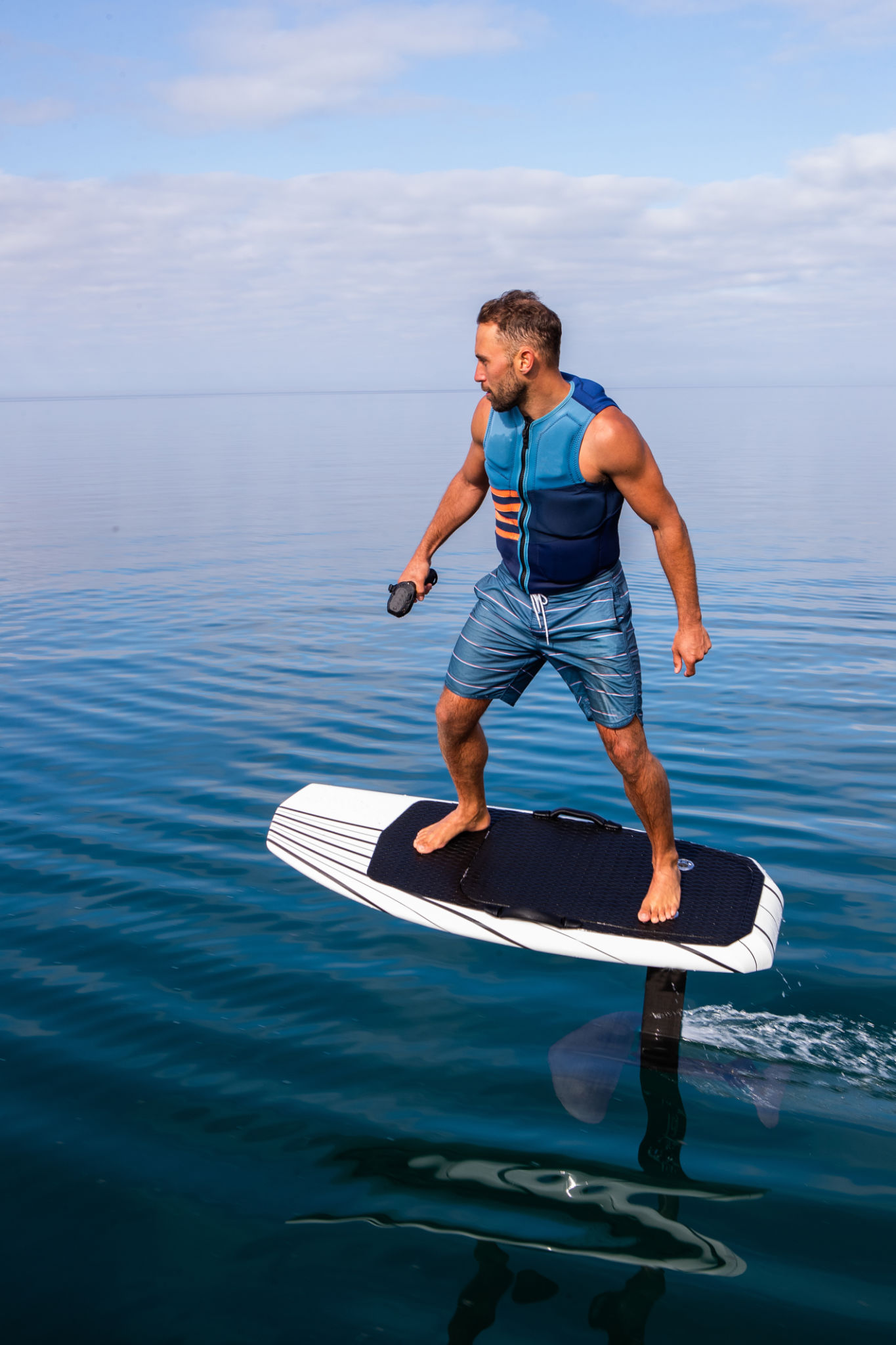 hydrofoil board