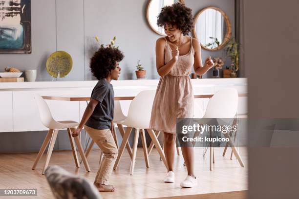 he's teaching me a few moves today - confidence family stock pictures, royalty-free photos & images