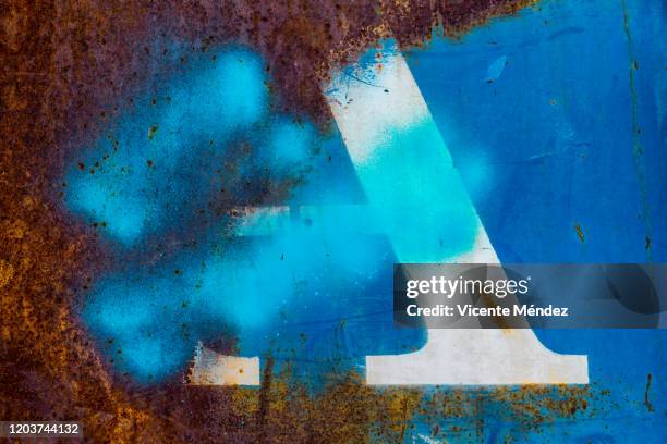 letter a blurred - graffiti hintergrund stock pictures, royalty-free photos & images