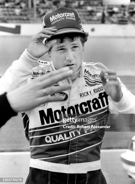 Young Ricky Rudd 1,730 Ricky Rudd Nascar Stock Photos, High-Res Pictures, and Images ...