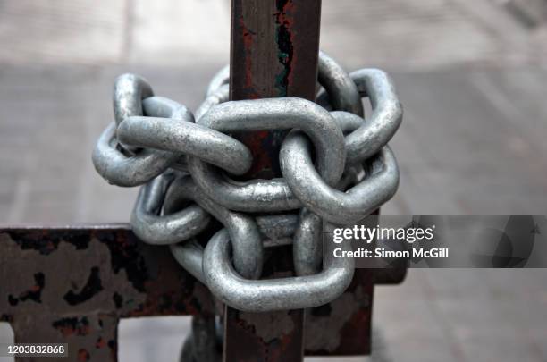 Compound Gate Chain Chain Gate Photos and Premium High Res Pictures - Getty Images