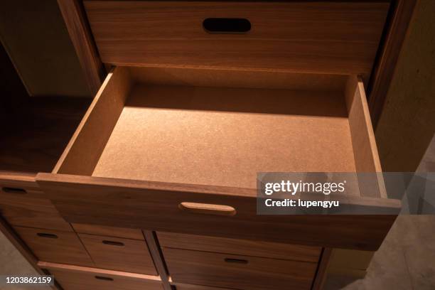 open drawer - schublade stock-fotos und bilder