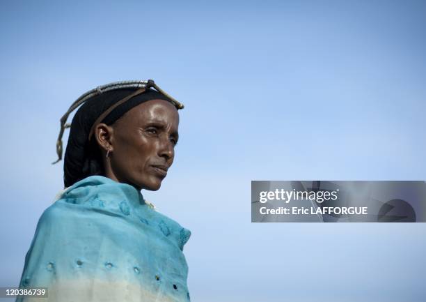 Gabbra woman in Kenya on July 15, 2009 - The Gabbra live in the Chalbi desert of northern Kenya, where they share portions of the territory with the...