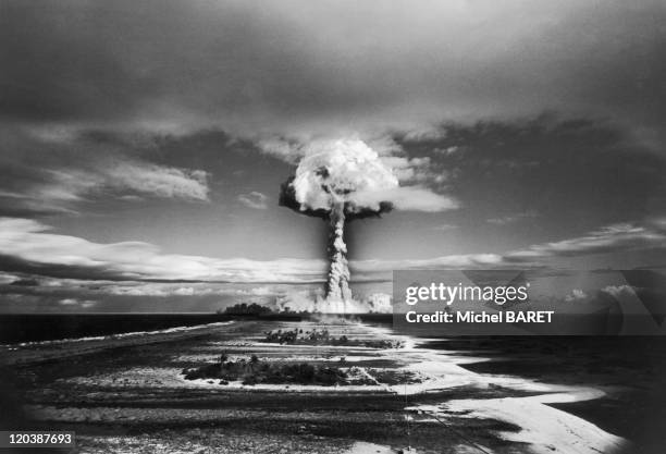 Nuclear explosion at Mururoa in France on October 30, 1971 - French Polynesia: Tuamotu archipelago, attol of Mururoa. From 1966 to 1996, it is a...