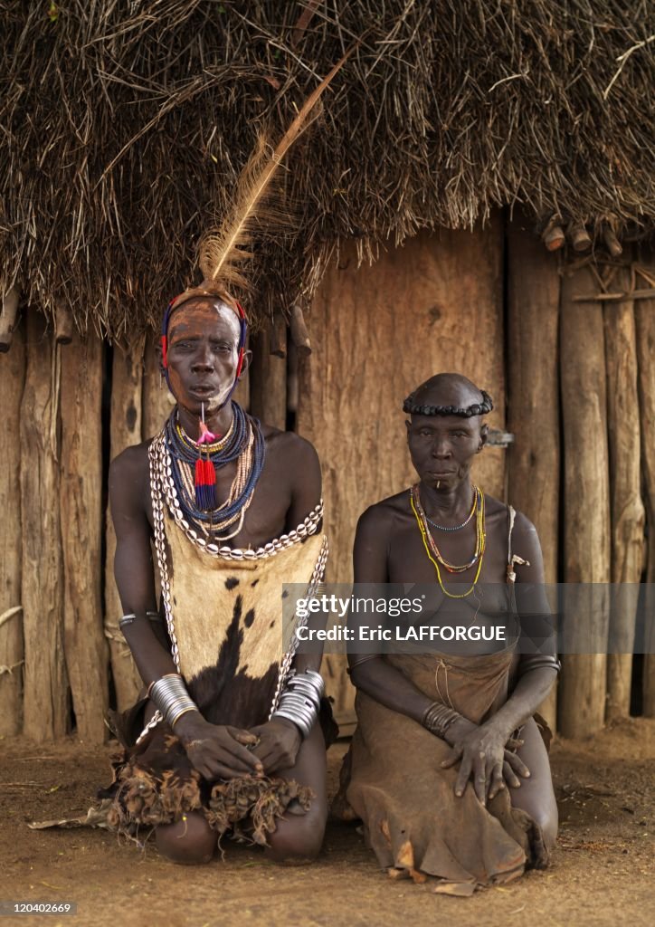 Karo Tribe Couple On Korcho Village In Ethiopia On October 29, 2008 -