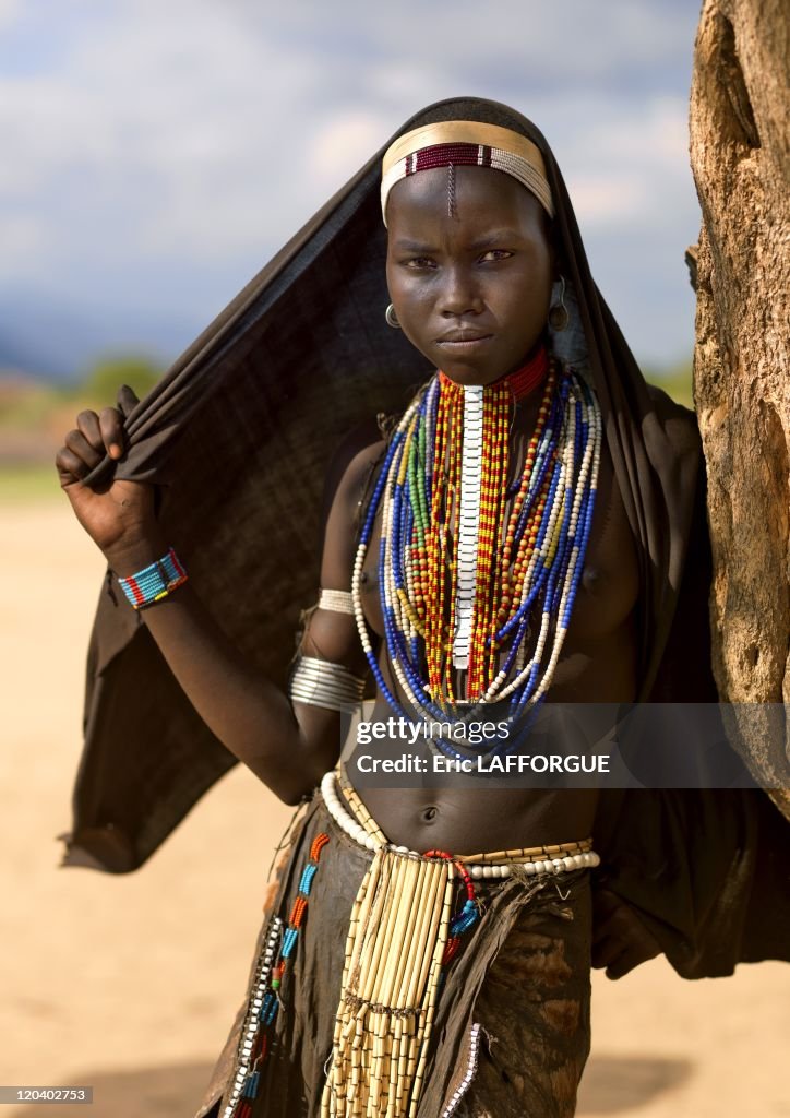 Erbore Tribe Woman In Ethiopia On October 26, 2008 -