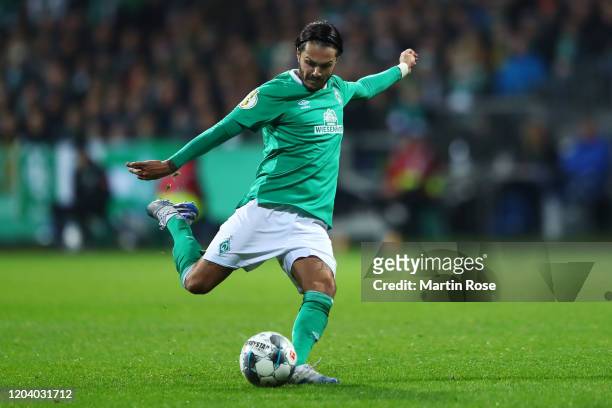 Leonardo Bittencourt of SV Werder Bremen scores his team's second goal during the DFB Cup round of sixteen match between SV Werder Bremen and...